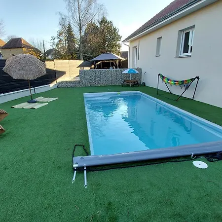Villa Maison Neuve Proche Station De Ski, 10 Couchages, Confort *